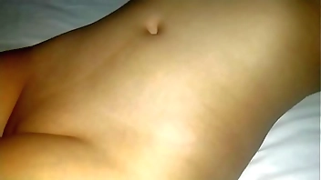 Mi amigo me manosea después de la fiesta