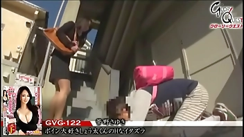 老司机GVG-122最愛補習班大奶老師的淫蕩小鬼 菅野佐由紀javxgnb.com