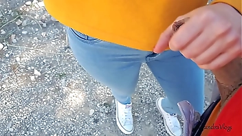 I SUCK MY BOYFRIEND IN THE CAR