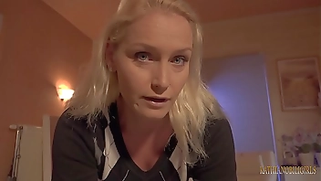 'S HOLOGRAPH?!! It could never replace the warm touch of your real m.!!