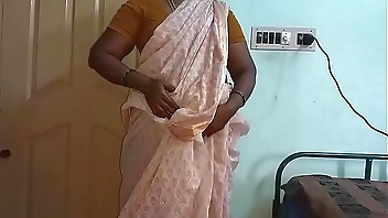 Indian Hot Mallu Aunty Nude Selfie And Fingering For  father in law