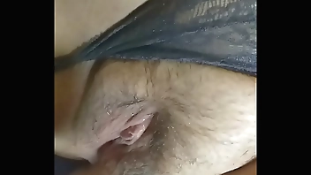 A mí madura muy mojada