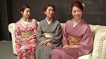 美熟女ダラケの乱交パーティー1