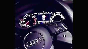 长的清纯可爱新疆小美女主播与土豪大叔伪老公车震直播高潮喷了好多水大叔还说要搞她妹对白精彩