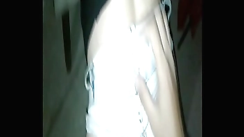 Esposa gostosa fodendo com o eletricista