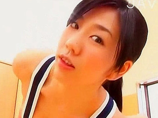 Fucking hot babe's nippon XXX upskirt!