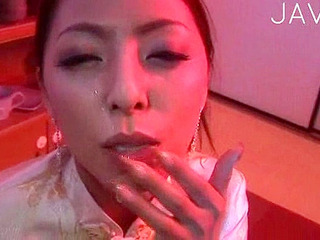 Jizz-drinking Nippon cutie takes BBC load