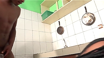 Surprise in the kitchen with my pretty neighbors, we fuck like we had a date on African porn movies